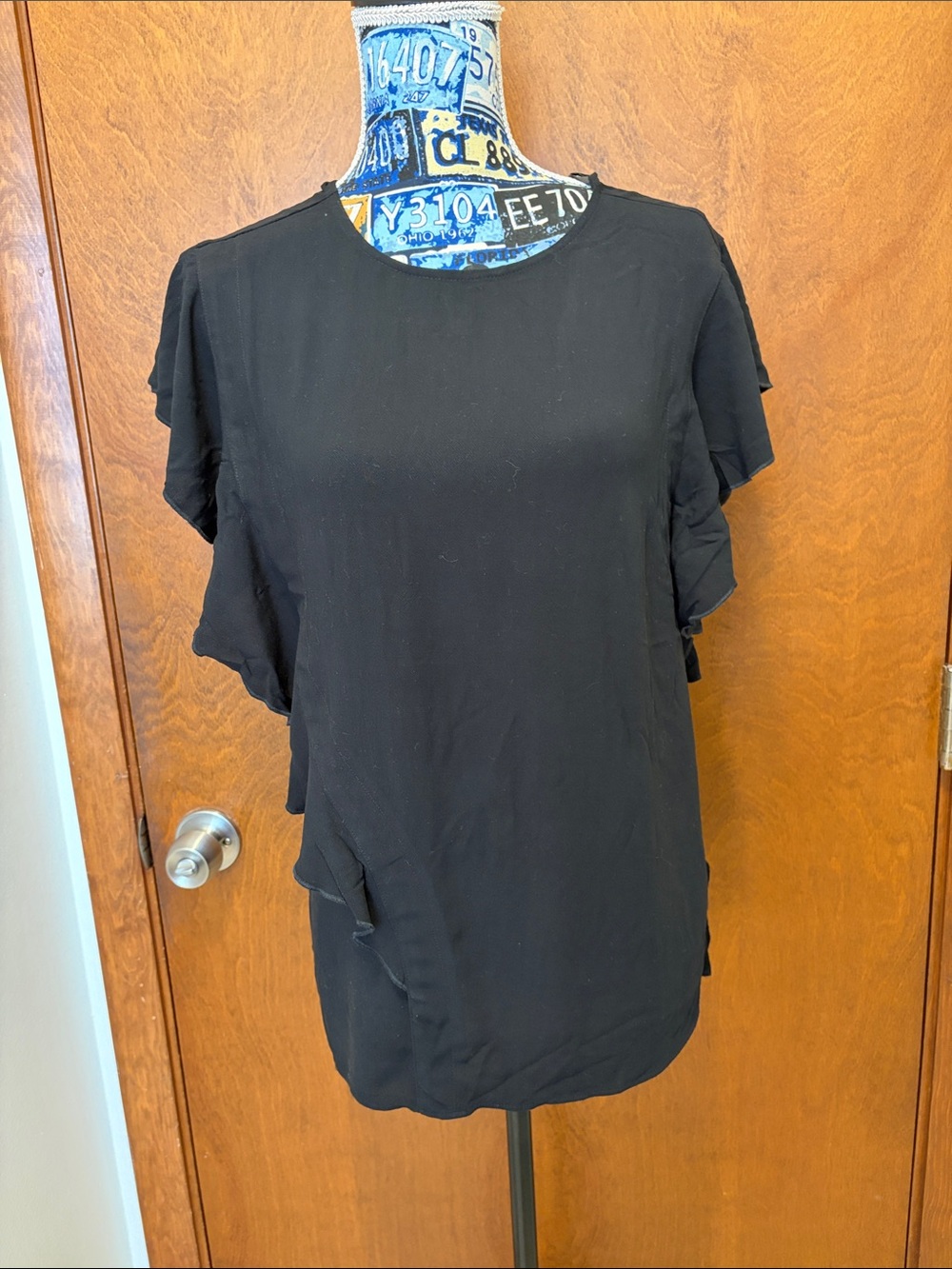 Express Black Ruffle Sleeve Women's Top size medium, NWT